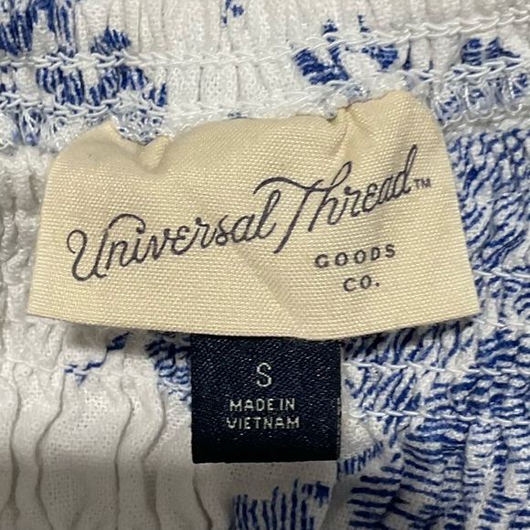 Universal Threads Blue and White Floral Dress - Size S - Picture 3 of 3